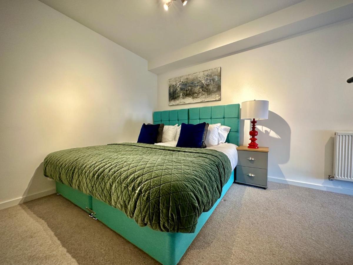 Serviced Apartments Nailsea Bagian luar foto