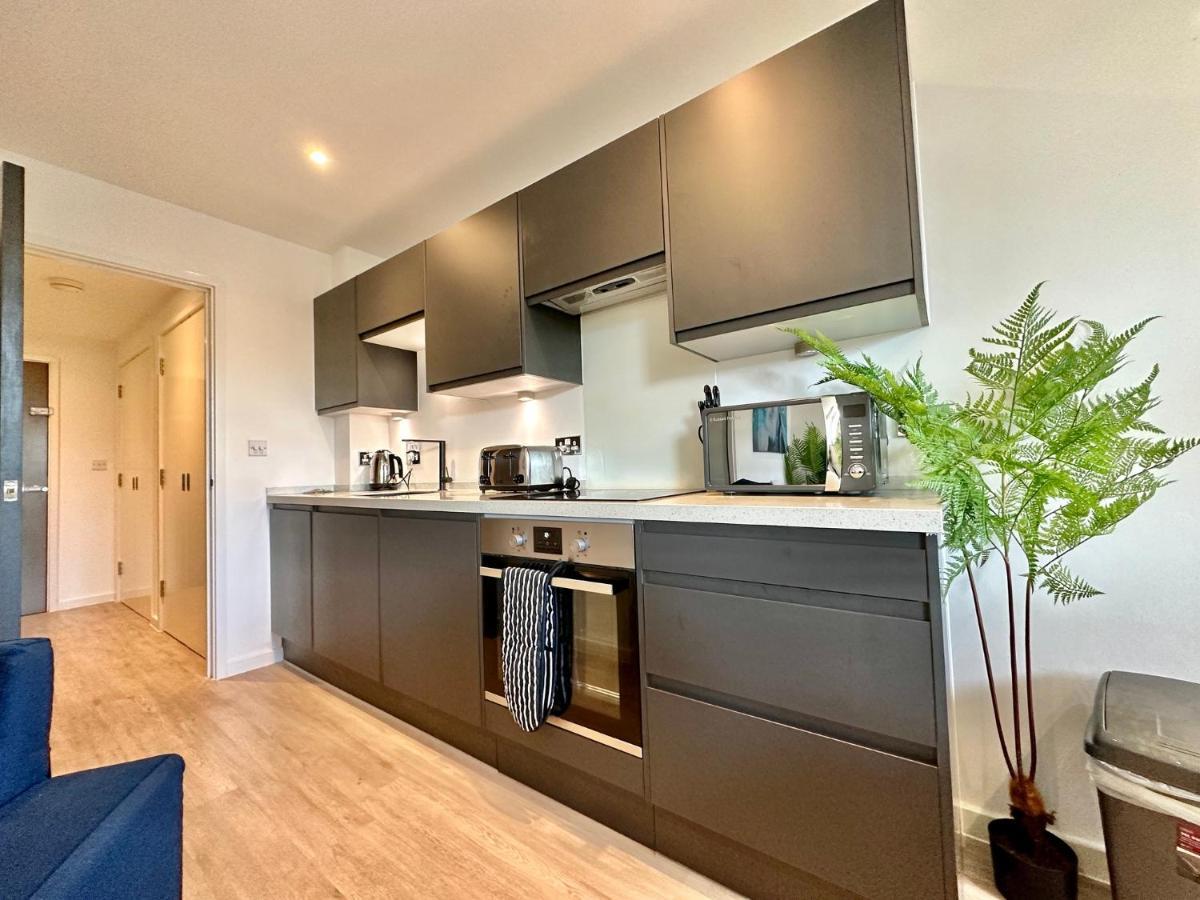 Serviced Apartments Nailsea Bagian luar foto