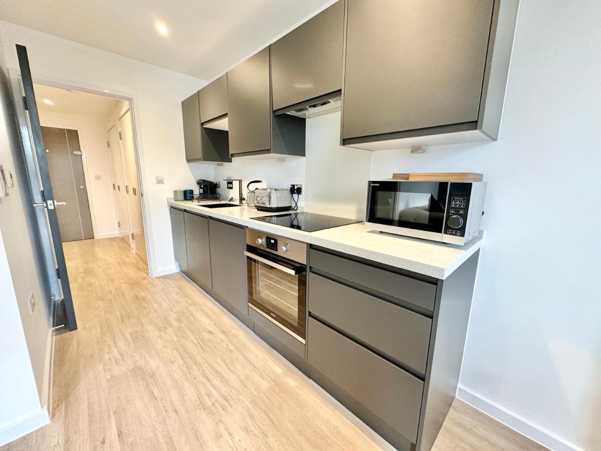 Serviced Apartments Nailsea Bagian luar foto